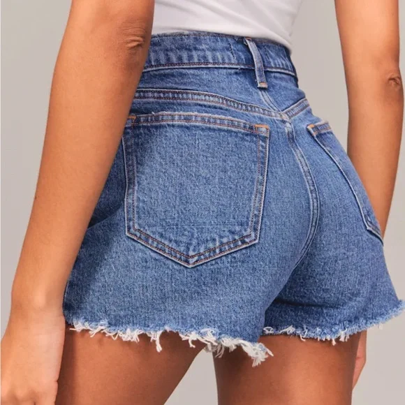 Abercrombie & Fitch High Rise Mom Shorts - Picture 6 of 9